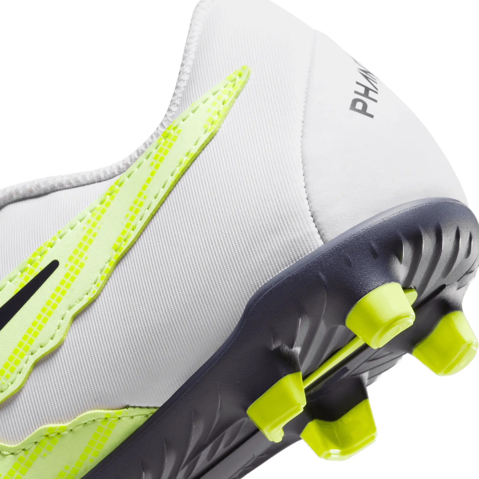 Chuteira Nike Phantom GX Club Ic Campo - Green - foto 9